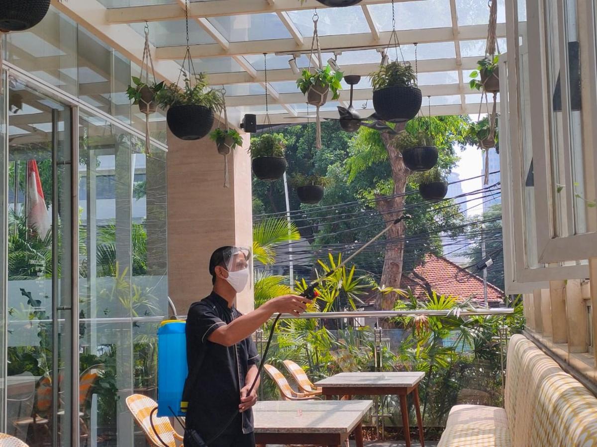 Verse Luxe Hotel Wahid Hasyim Jakarta Bagian luar foto